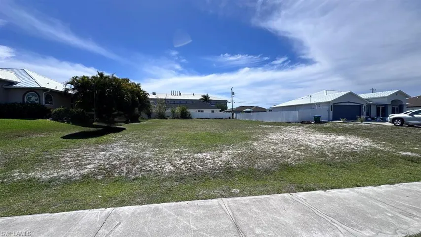 1614 6th Ave, Cape Coral, Florida 33991