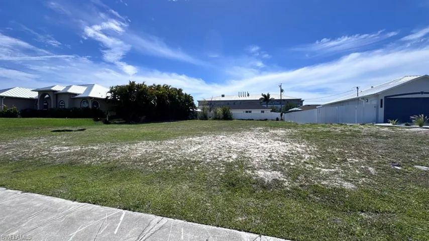 1614 6th Ave, Cape Coral, Florida 33991