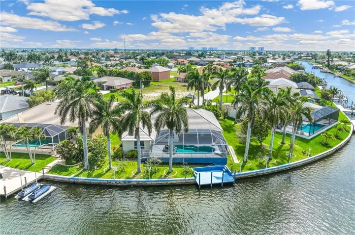 146 Feet of waterfrontage