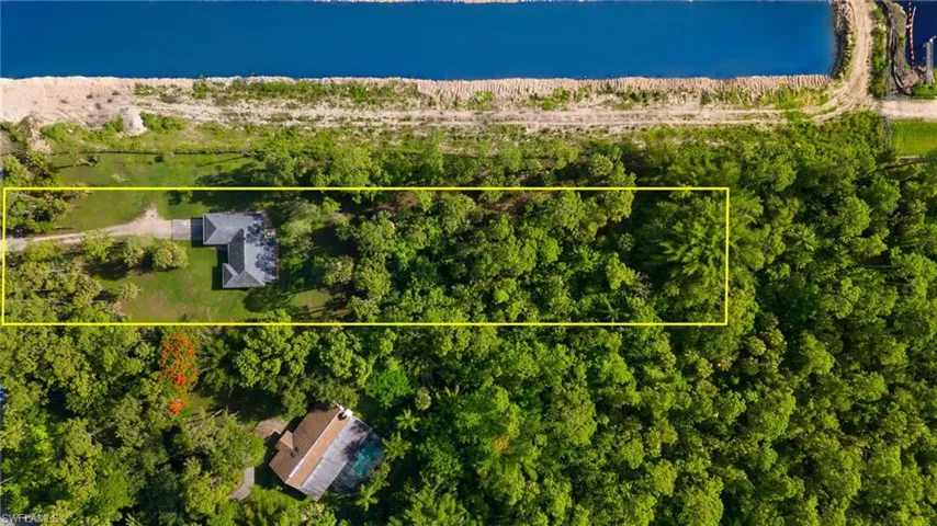730  25th NW ST, Naples, FL 34120