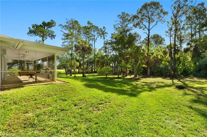 730  25th NW ST, Naples, FL 34120