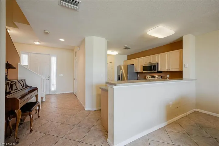 13130  Broadhurst  LOOP, Fort Myers, FL 33919