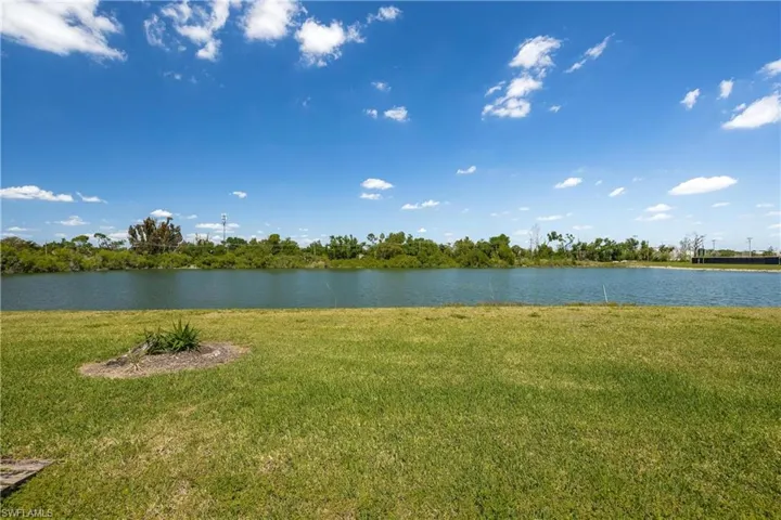 13130  Broadhurst  LOOP, Fort Myers, FL 33919