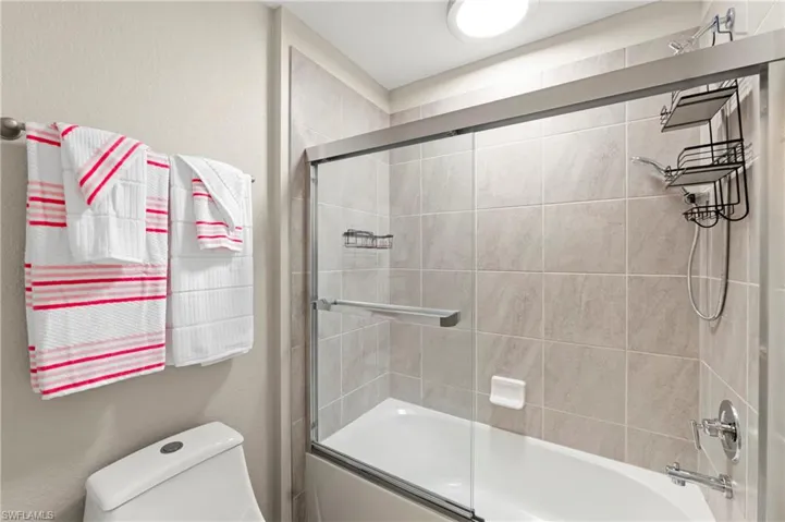 11905 Hickory Estate Cir, Fort Myers, Florida 33913