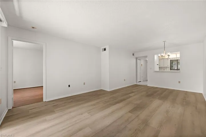 4251 27th Ct Sw 104, Naples, Florida 34116