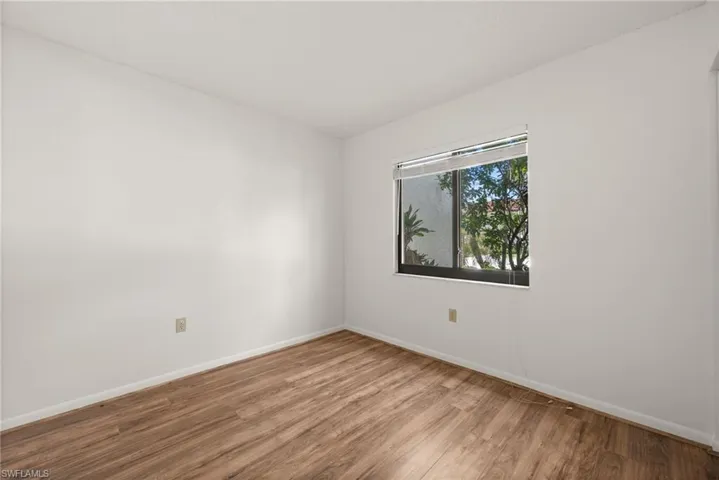 4251 27th Ct Sw 104, Naples, Florida 34116