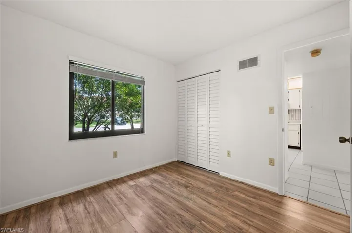 4251 27th Ct Sw 104, Naples, Florida 34116