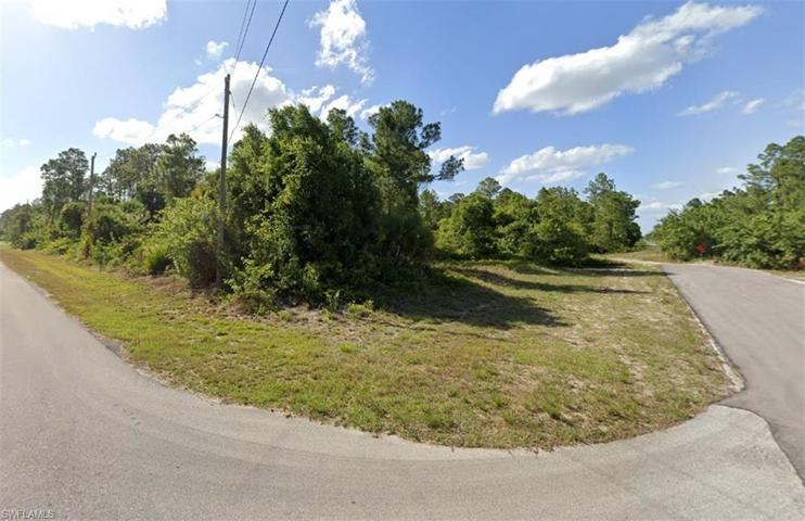 1060 Asther ST E, LEHIGH ACRES FL 33974