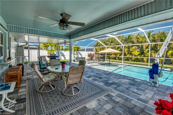 409 SW 47th ST, CAPE CORAL FL 33914