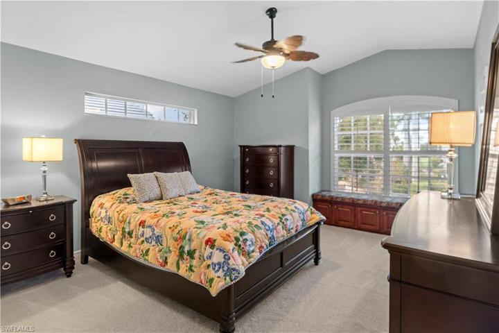 5970  Pinnacle  LN, Naples, FL 34110