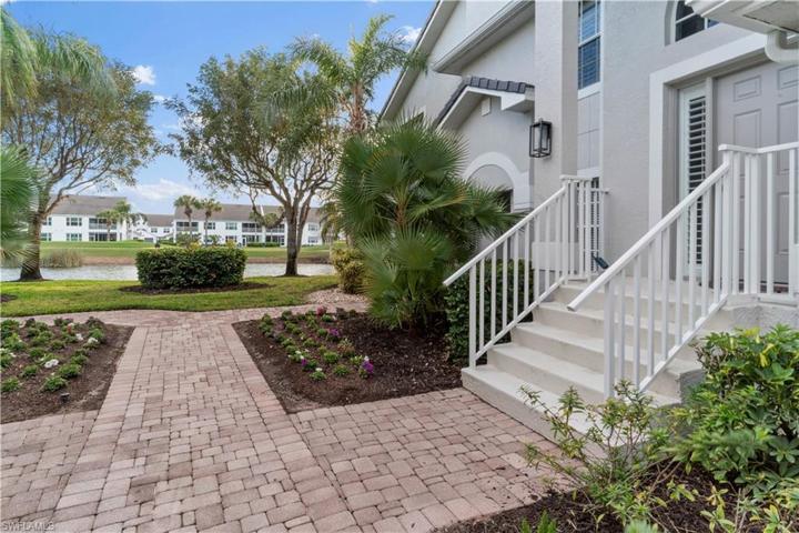 5970  Pinnacle  LN, Naples, FL 34110