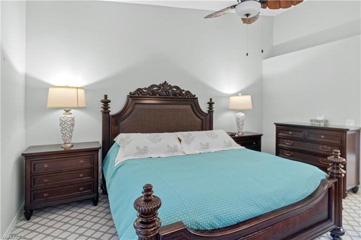 5970  Pinnacle  LN, Naples, FL 34110