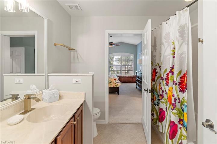 5970  Pinnacle  LN, Naples, FL 34110