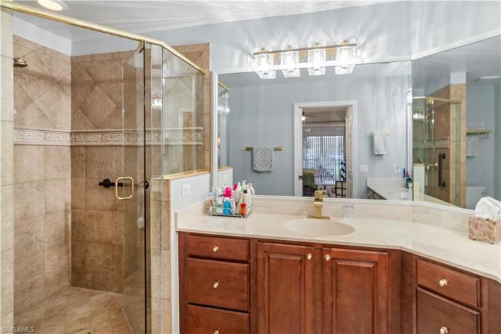5970  Pinnacle  LN, Naples, FL 34110