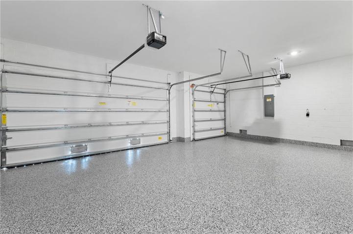 2542 SW Surfside BLVD, CAPE CORAL FL 33914