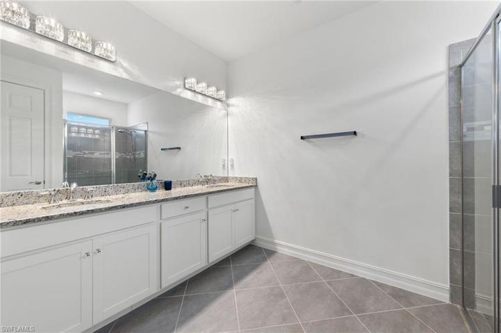 2542 SW Surfside BLVD, CAPE CORAL FL 33914