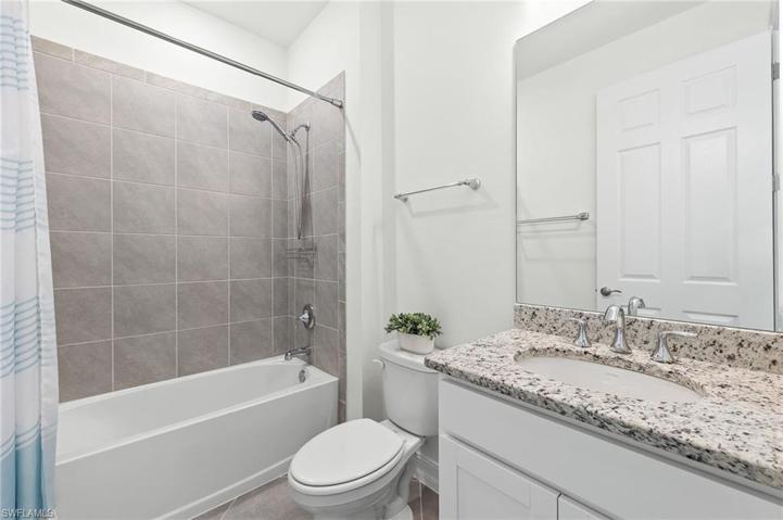 2542 SW Surfside BLVD, CAPE CORAL FL 33914