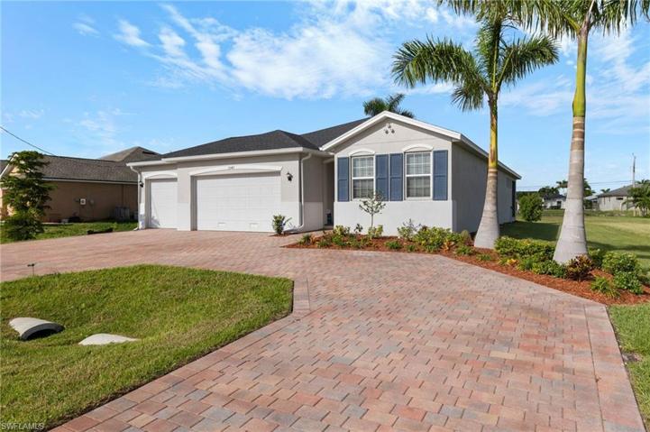 2542 SW Surfside BLVD, CAPE CORAL FL 33914