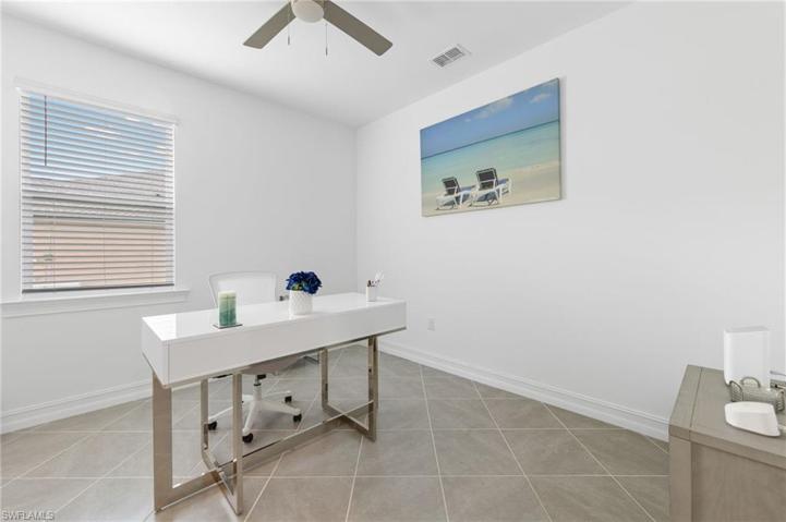 2542 SW Surfside BLVD, CAPE CORAL FL 33914