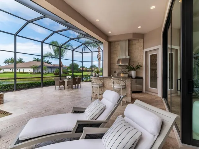 Spacious lanai with room for entertaining.