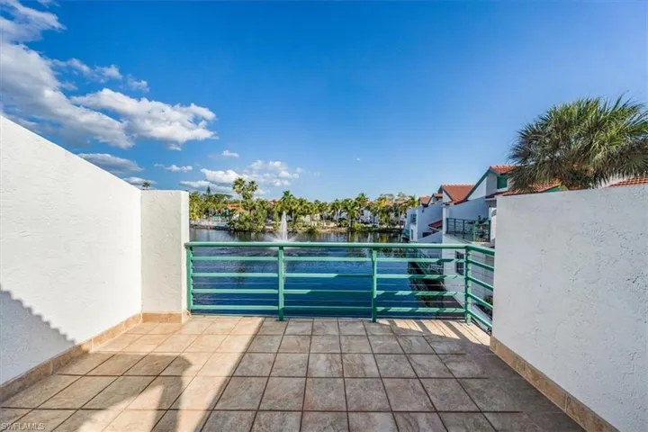 Southeast exposed balcony with lake view