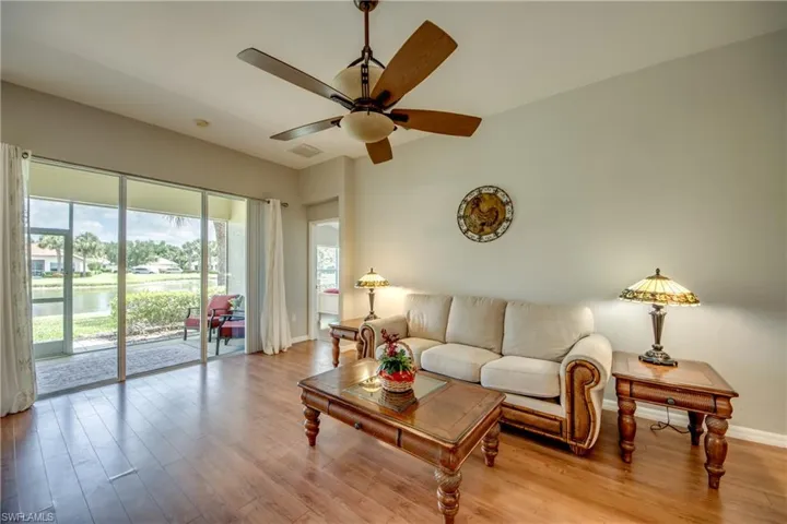 2467  Belleville  CT, Cape Coral, FL 33991