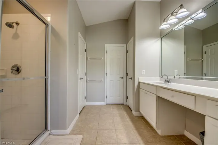2467  Belleville  CT, Cape Coral, FL 33991