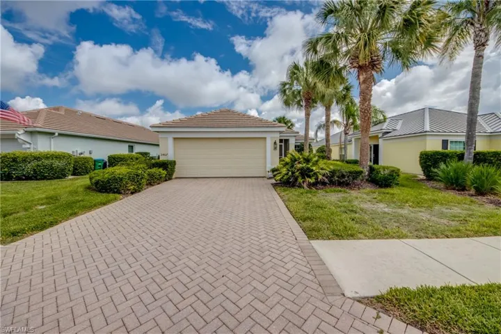 2467  Belleville  CT, Cape Coral, FL 33991