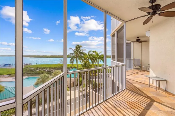 4141 Bay Beach Ln 442, Fort Myers Beach, Florida 33931