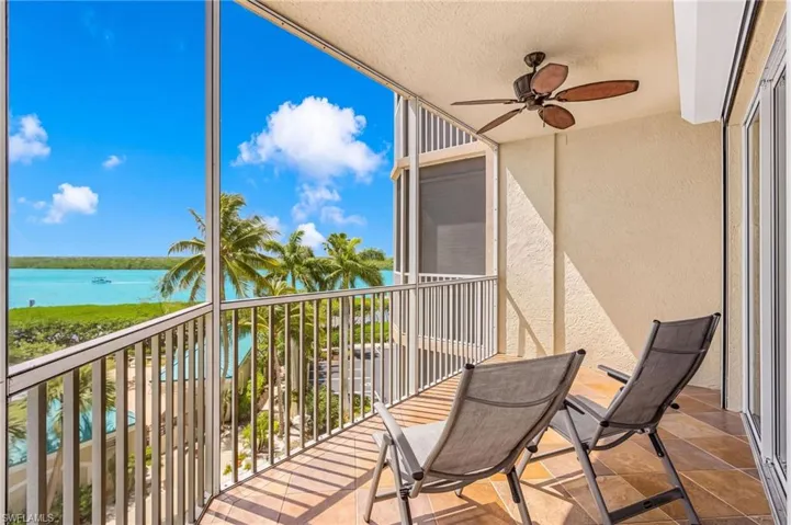 4141 Bay Beach Ln 442, Fort Myers Beach, Florida 33931
