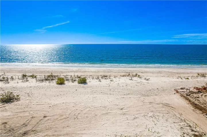 4141 Bay Beach Ln 442, Fort Myers Beach, Florida 33931