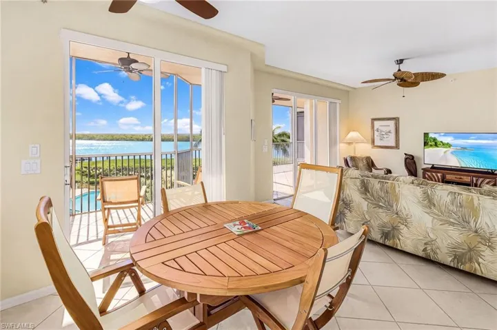 4141 Bay Beach Ln 442, Fort Myers Beach, Florida 33931