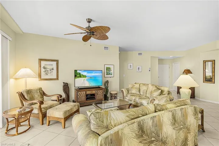 4141 Bay Beach Ln 442, Fort Myers Beach, Florida 33931