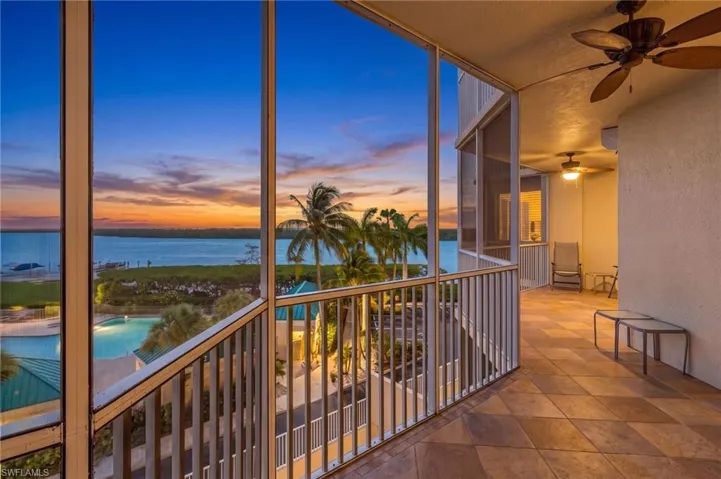 4141 Bay Beach Ln 442, Fort Myers Beach, Florida 33931
