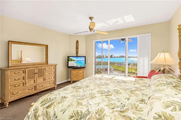4141 Bay Beach Ln 442, Fort Myers Beach, Florida 33931