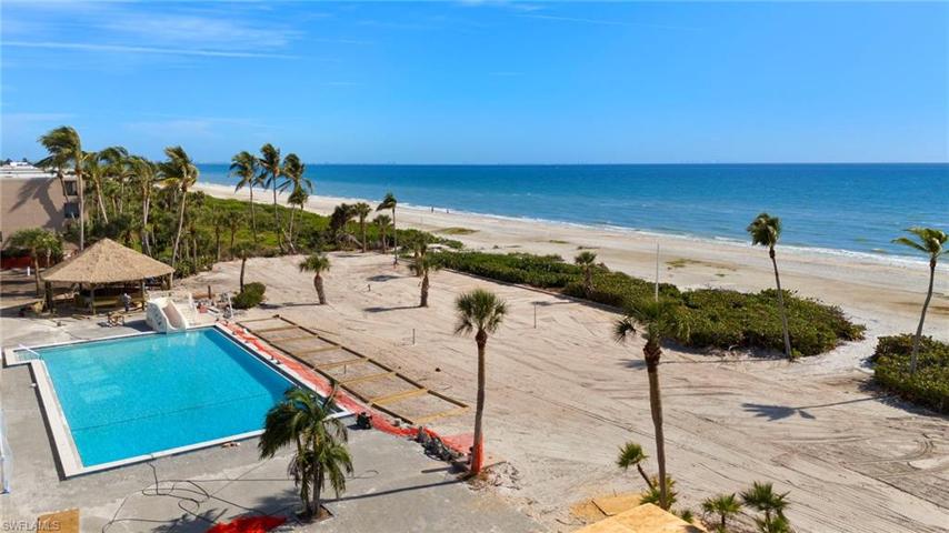 Main Pool and Pool Bar Area