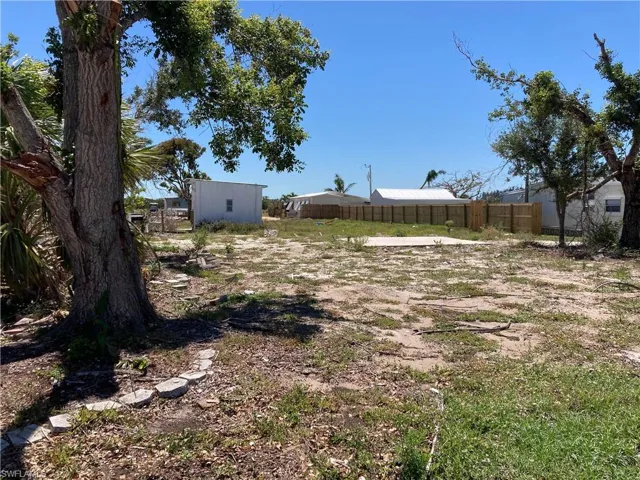 4809 Sandpiper Dr, St. James City, Florida 33956