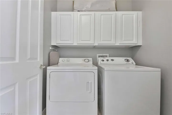 2215 Arielle Dr 1203, Naples, Florida 34109