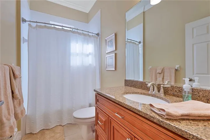600 L Ambiance Cir 203, Naples, Florida 34108