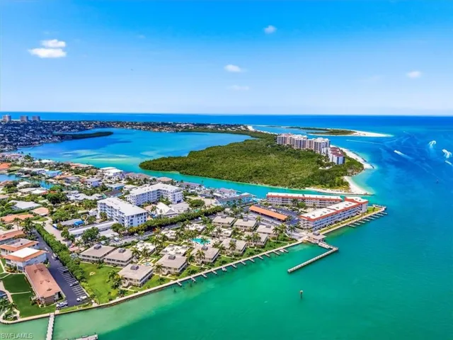 140 Palm St 207, Marco Island, Florida 34145