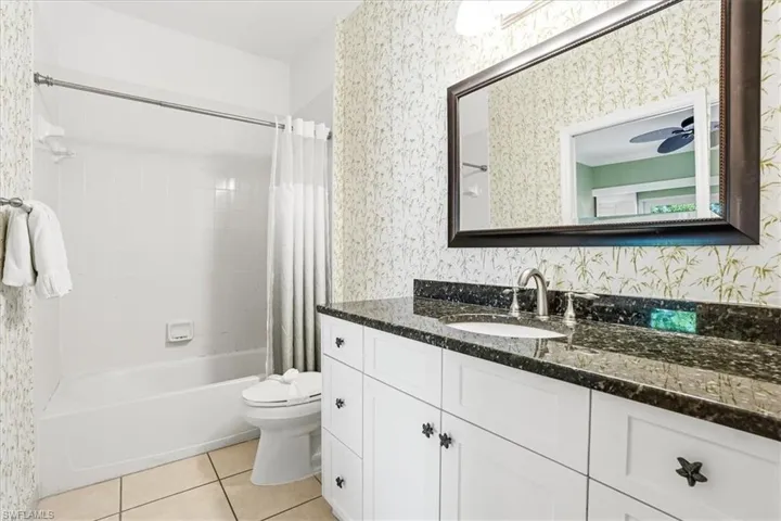 140 Palm St 207, Marco Island, Florida 34145