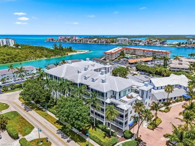 140 Palm St 207, Marco Island, Florida 34145