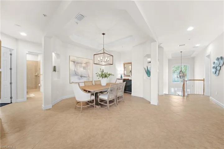 9220 Quartz Ln 202, Naples, Florida 34120