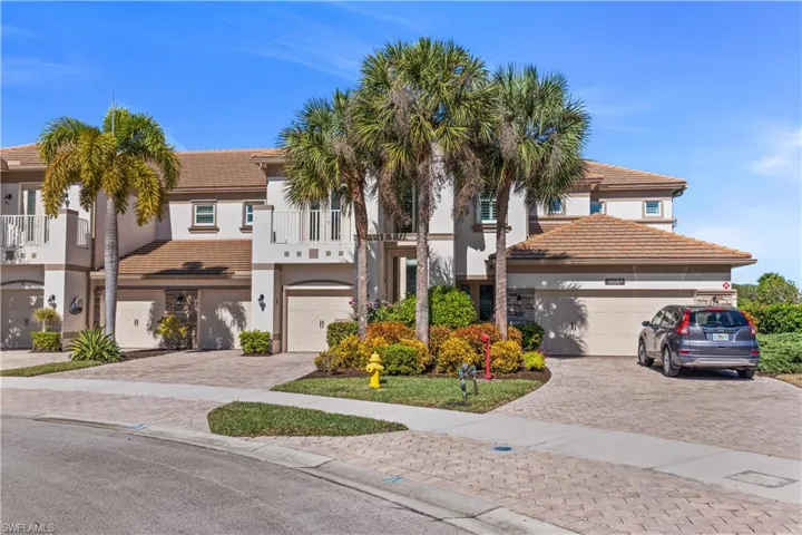 9220 Quartz Ln 202, Naples, Florida 34120