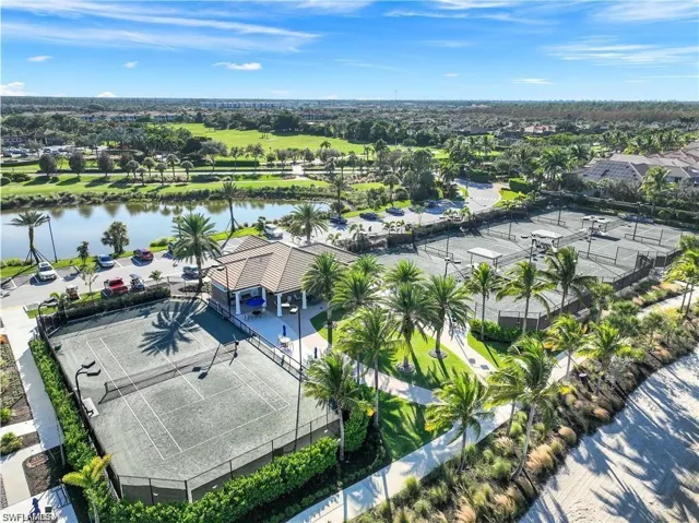 9220 Quartz Ln 202, Naples, Florida 34120
