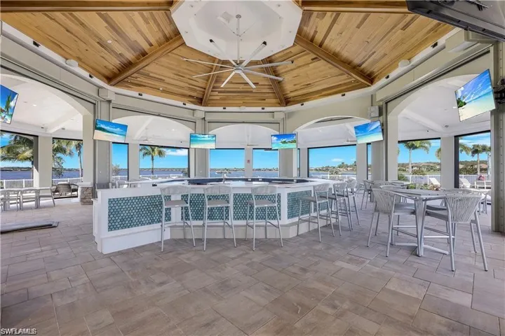 9220 Quartz Ln 202, Naples, Florida 34120