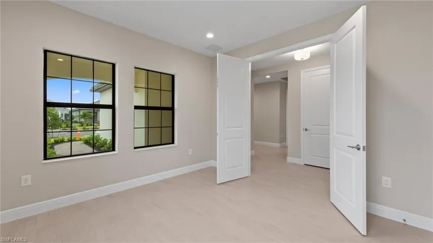 4166  Pegasus  WAY, Naples, FL 34120