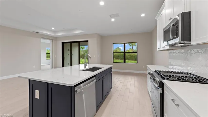 4166  Pegasus  WAY, Naples, FL 34120