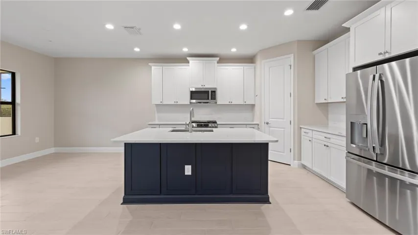 4166  Pegasus  WAY, Naples, FL 34120