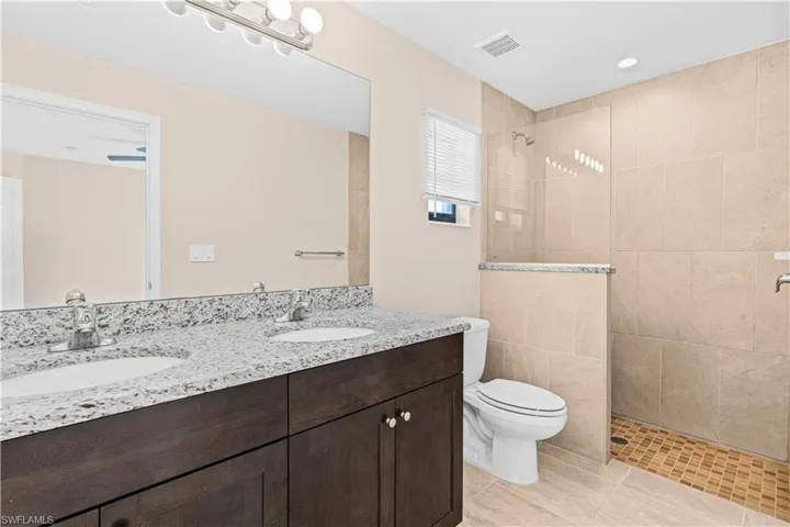 3509 Sw Santa Barbara Pl, Cape Coral, Florida 33914